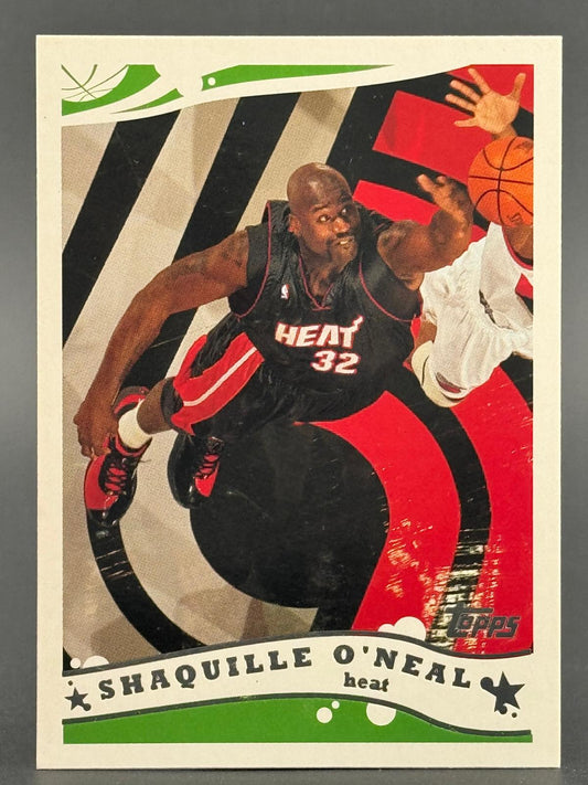 Shaquille O'Neal 2005-06 Topps #100 front