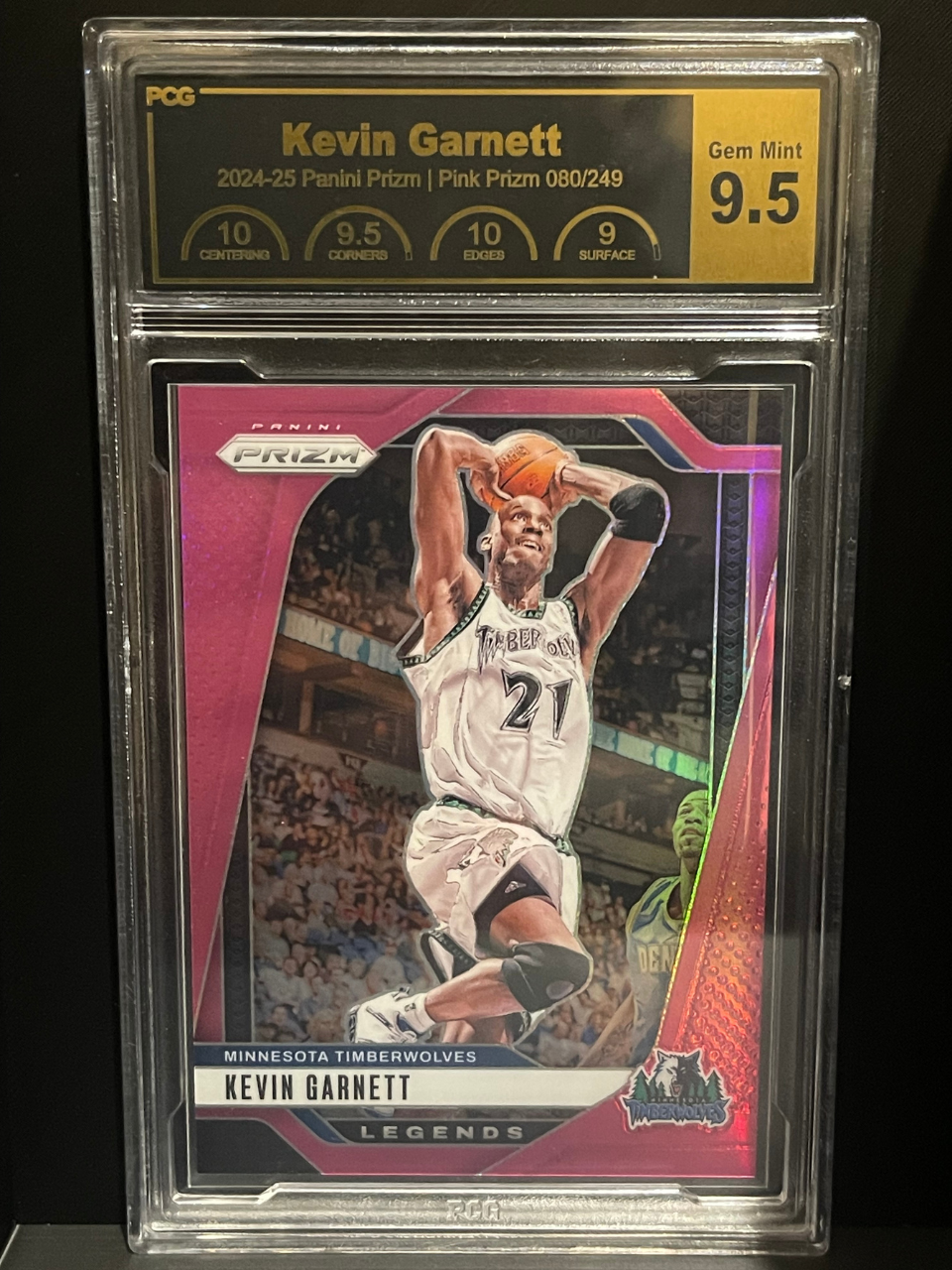 PCG 9.5 Gem Mint 2024-25 Panini Prizm Pink Prizm Kevin Garnett Legends card #080/249.