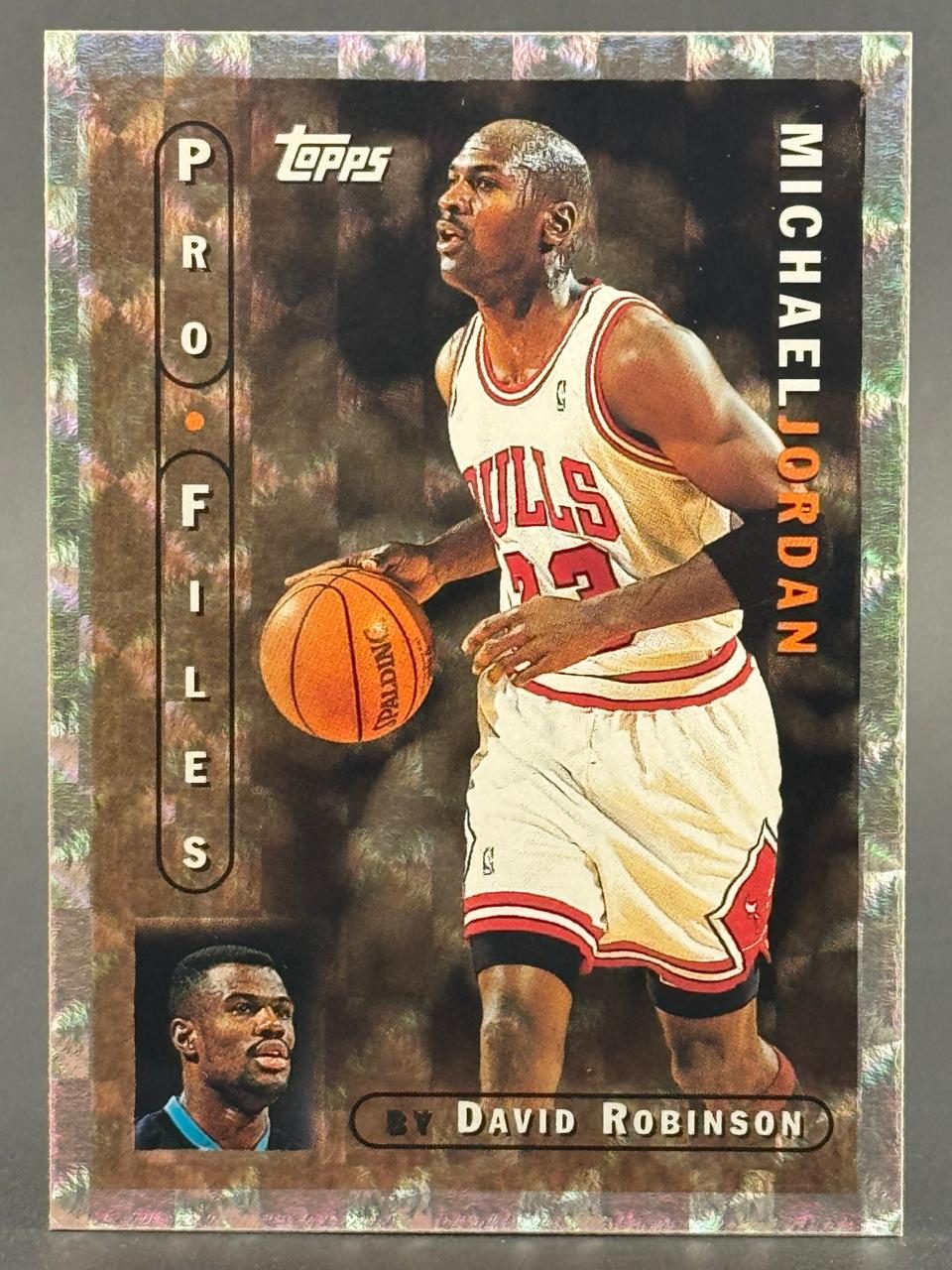 Michael Jordan 1996 Topps Profiles trading card dribbling.