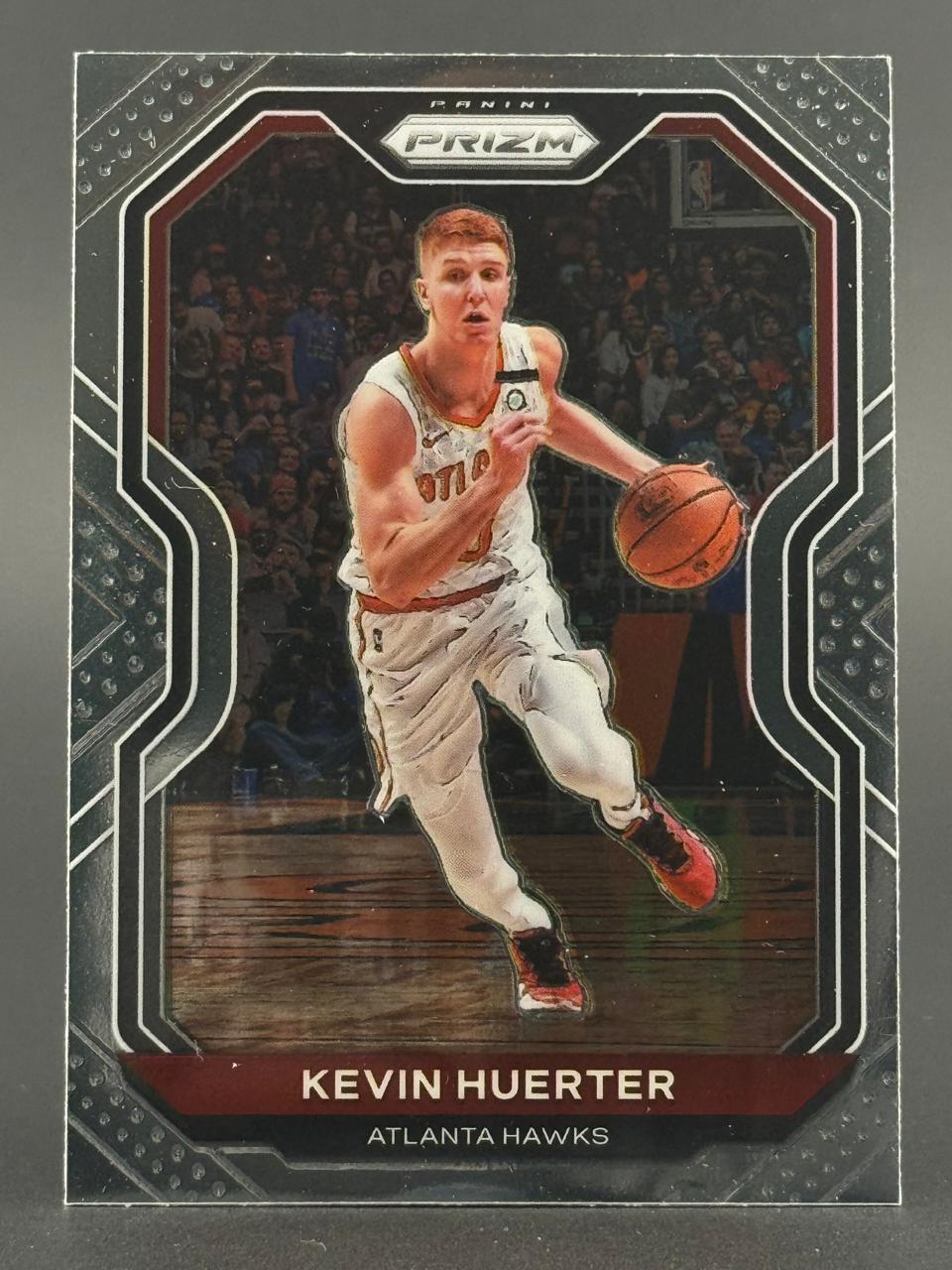 Kevin Huerter Atlanta Hawks basketball trading card, Panini Prizm.