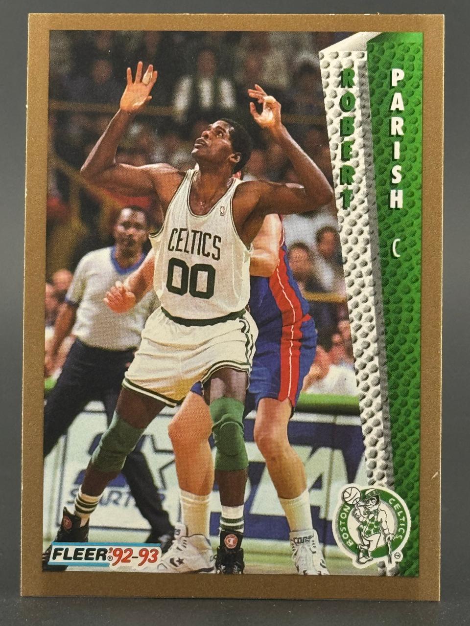 1992-93 Fleer Robert Parish Boston Celtics basketball card #00.