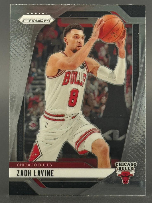 Zach LaVine Chicago Bulls Panri Prizm basketball trading card.