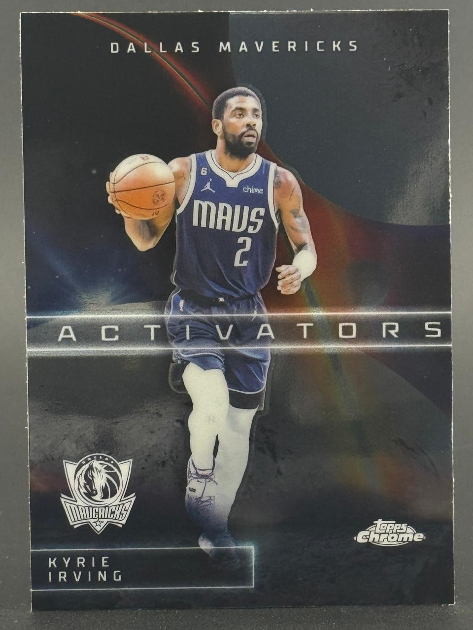 Kyrie Irving 2023-24 Topps Chrome Activators Dallas Mavericks basketball card.