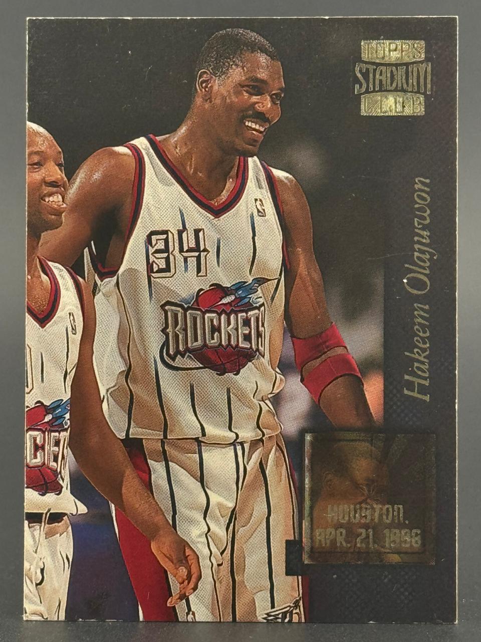 Hakeem Olajuwon 1993 Topps Stadium Club trading card, Houston Rockets.