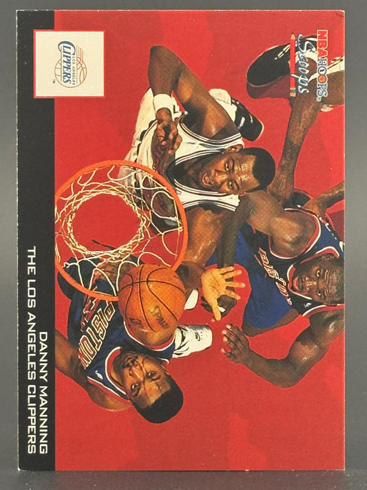 1989-90 NBA Hoops Danny Manning Los Angeles Clippers card, overhead action shot.