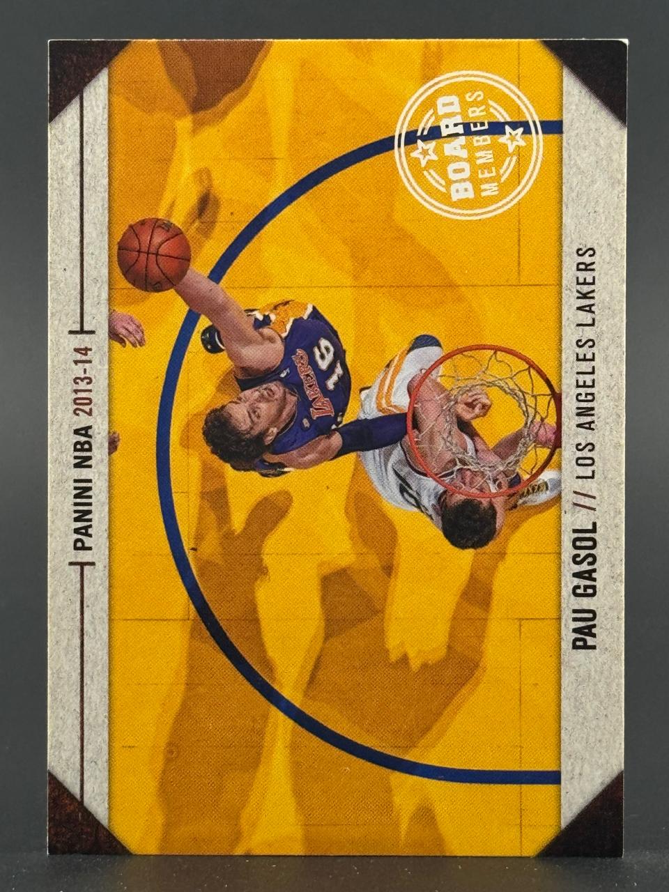 2013-14 Panini NBA Pau Gasol Los Angeles Lakers trading card.