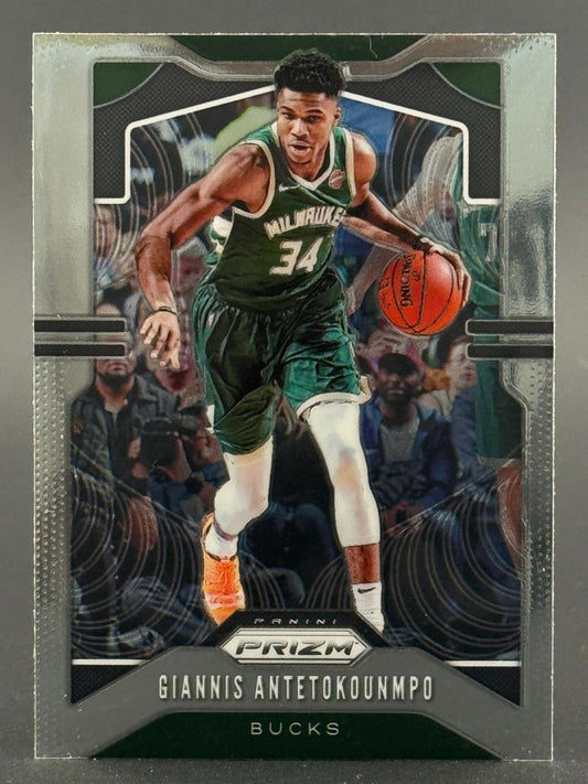 Giannis Antetokounmpo Milwaukee Bucks trading card with Panini Prizm branding.