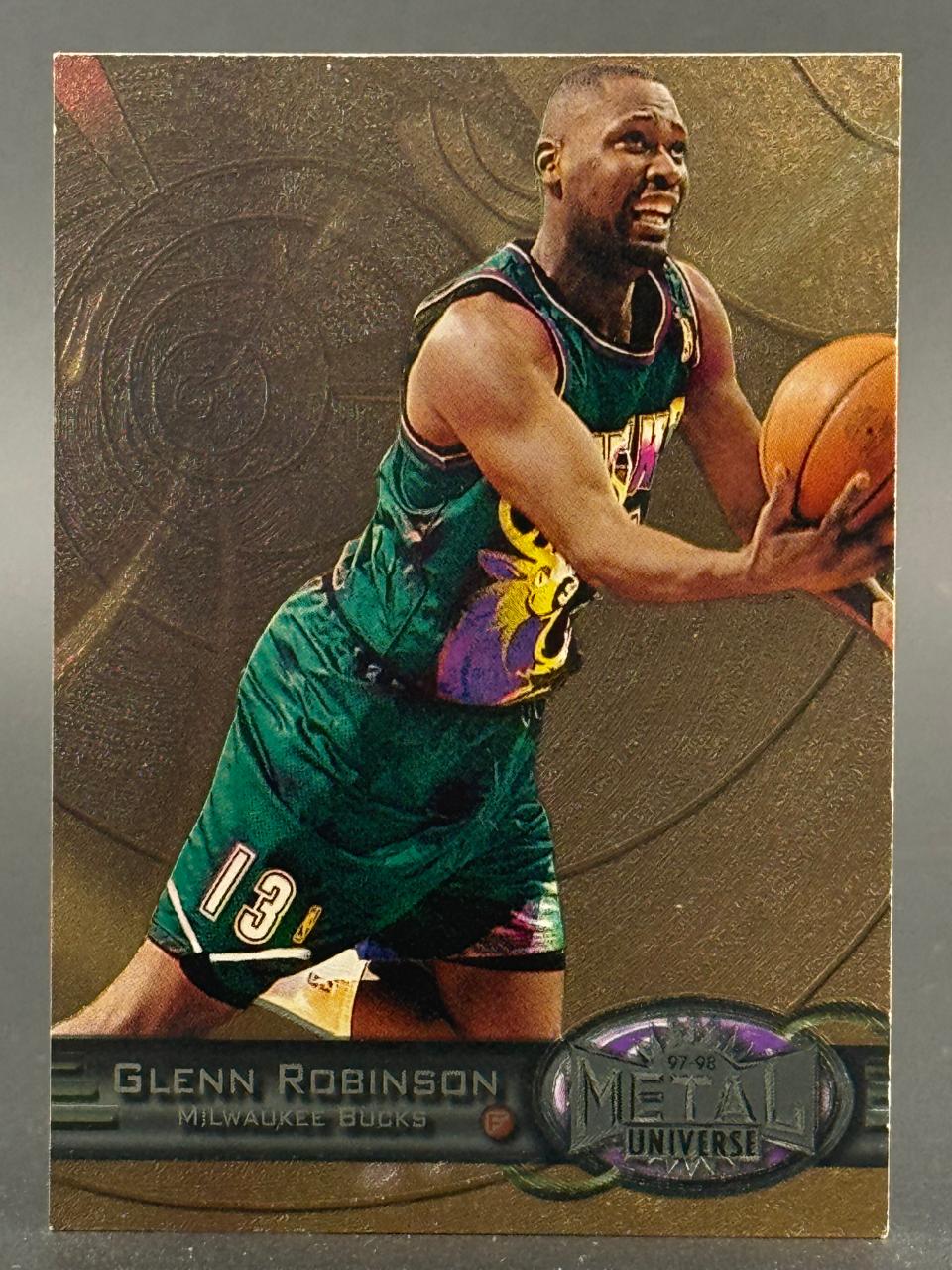 1997-98 Metal Universe Glenn Robinson basketball card.