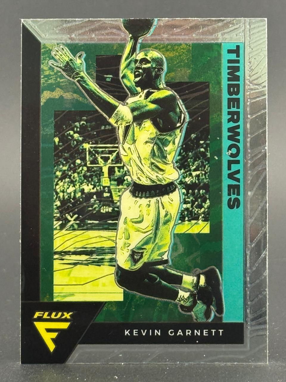 Kevin Garnett 2021-22 Panini Flux Timberwolves trading card.