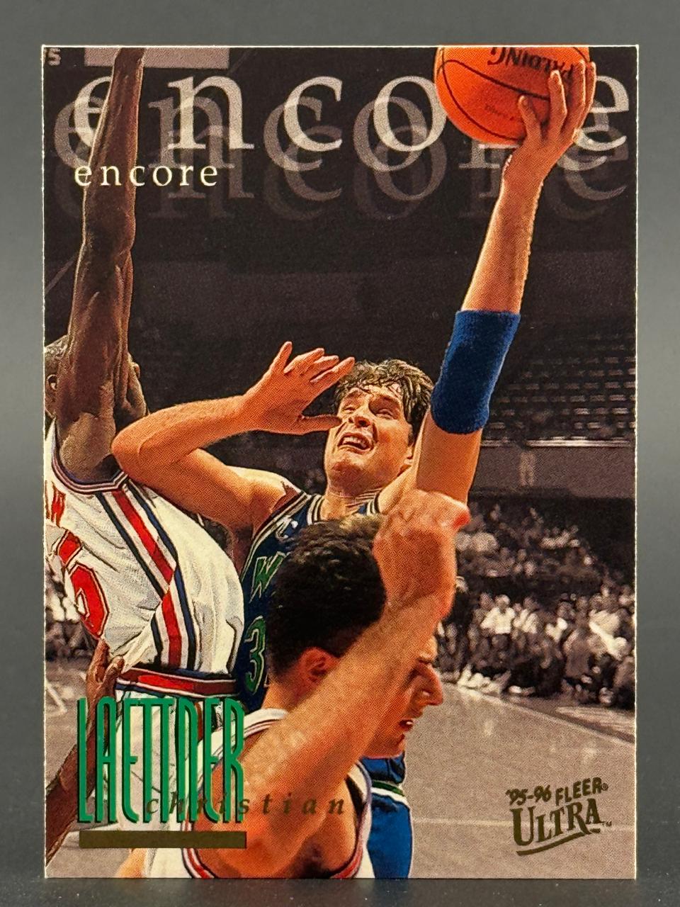 1995-96 Fleer Ultra Christian Laettner basketball card.
