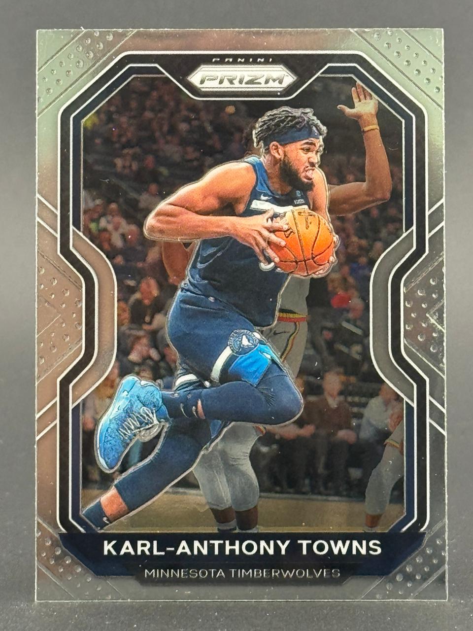 Karl-Anthony Towns Minnesota Timberwolves Panini Prizm basketball card.