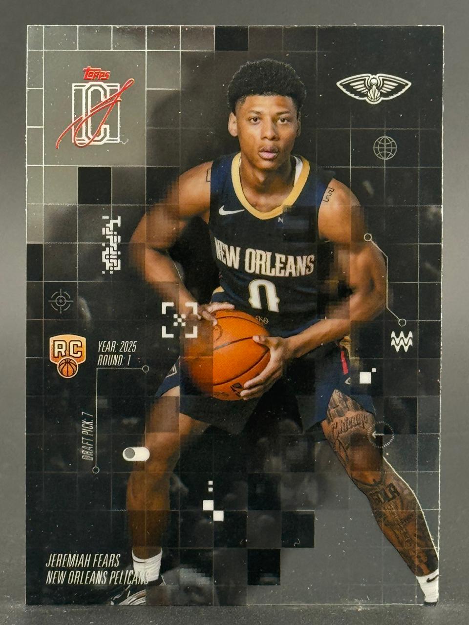 Jeremiah Fears 2025 Topps Overtime Elite basketball card holding a ball.