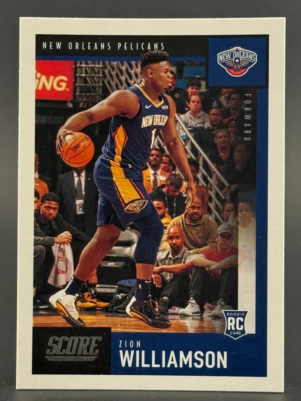 2019-20 Score Zion Williamson Rookie Card #241.