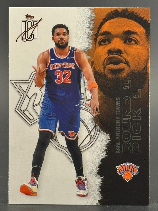 Karl-Anthony Towns Topps trading card, New York Knicks uniform number 32, with player portrait and Knicks logo.