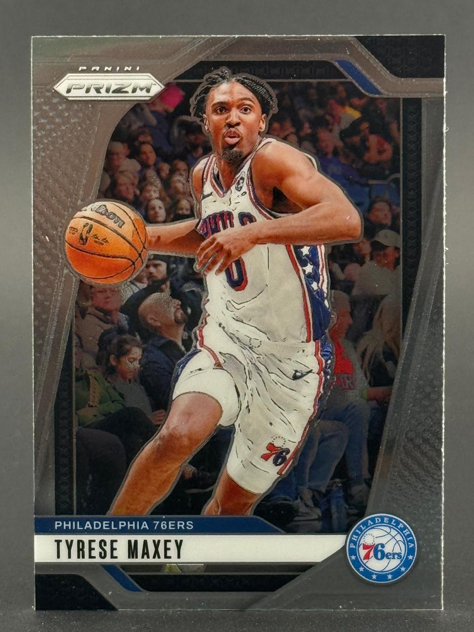 Tyrese Maxey 76ers Panini Prizm trading card.