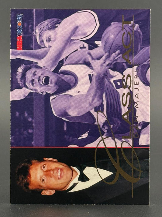 Dan Majerle 1993-94 NBA Hoops Class Act trading card.