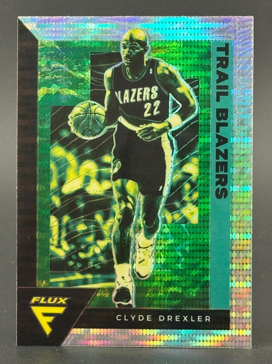 Clyde Drexler Trail Blazers trading card with green holographic foil finish.
