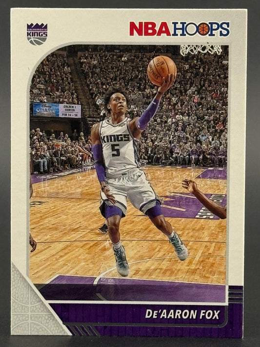 De'Aaron Fox 2019-20 NBA Hoops Sacramento Kings trading card #5 layup.