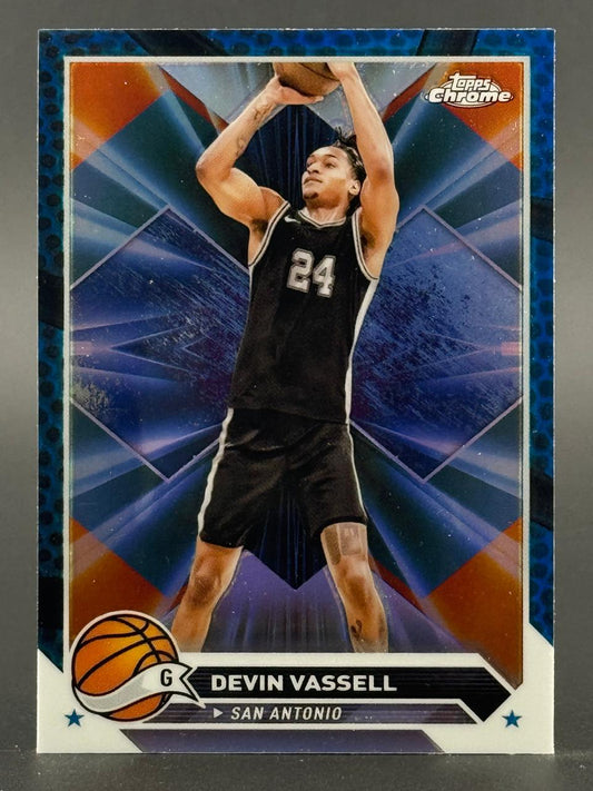 Trading card of Devin Vassell, San Antonio, Topps Chrome basketball.