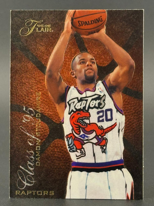 1995-96 Flair Class of '95 Damon Stoudamire trading card showing him shooting a basketball.