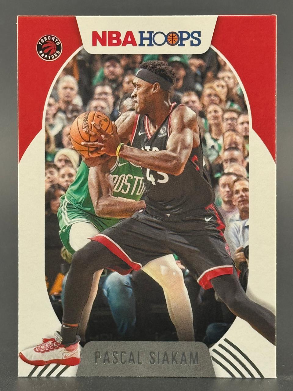Pascal Siakam 2021-22 NBA Hoops trading card.