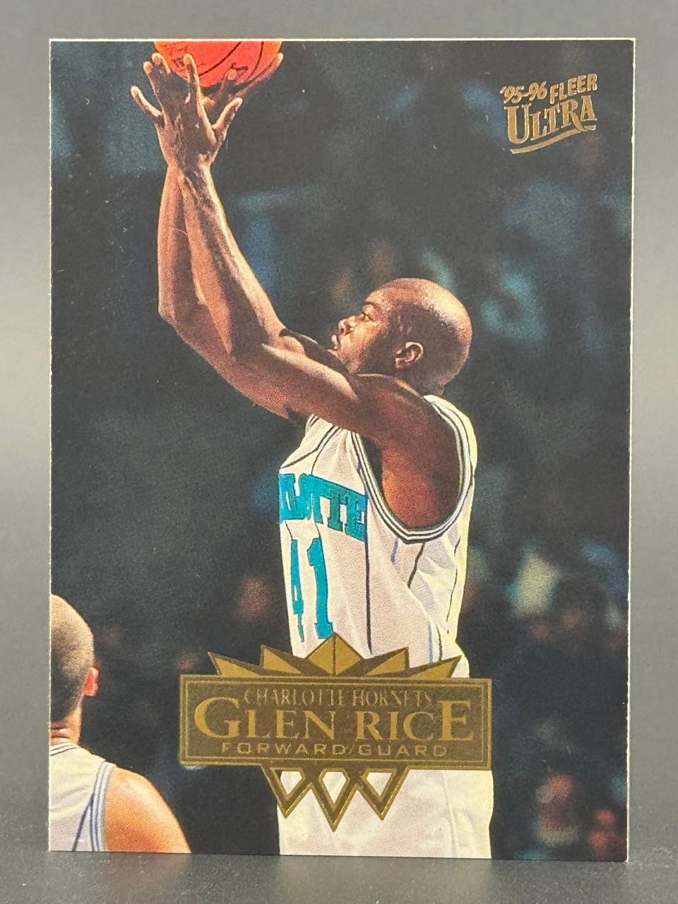 1995-96 Fleer Ultra Glen Rice Charlotte Hornets basketball card.