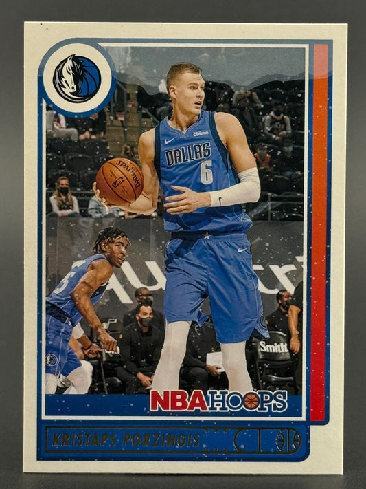 Kristaps Porzingis on a 2020-21 NBA Hoops trading card, #163.