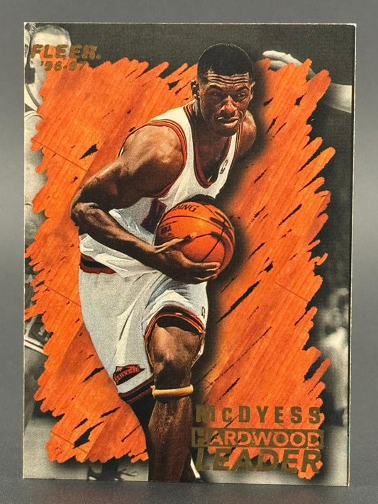 1996-97 Fleer Hardwood Leader Antonio McDyess basketball card.