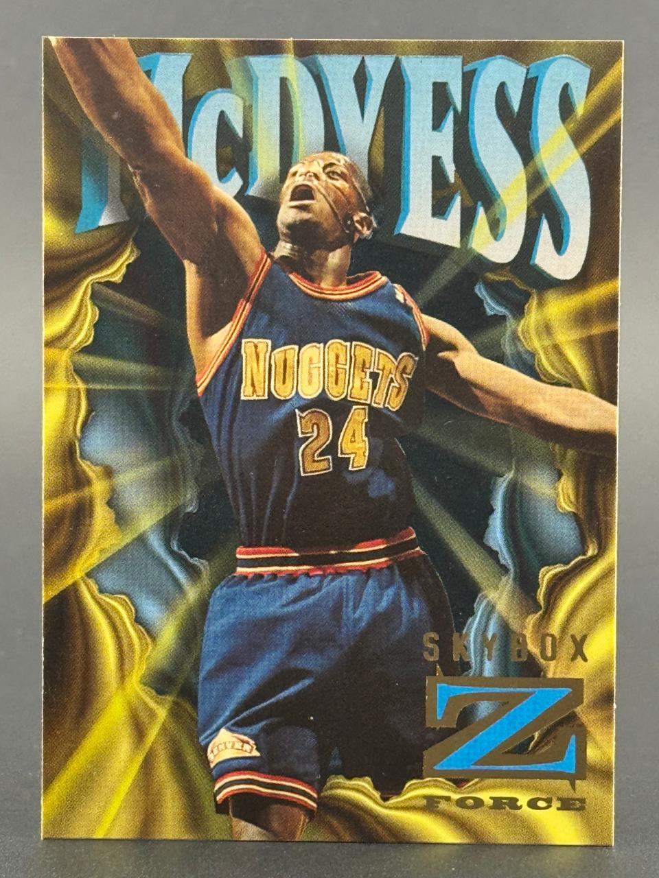 1995 SkyBox Z-Force Antonio McDyess Denver Nuggets basketball card.