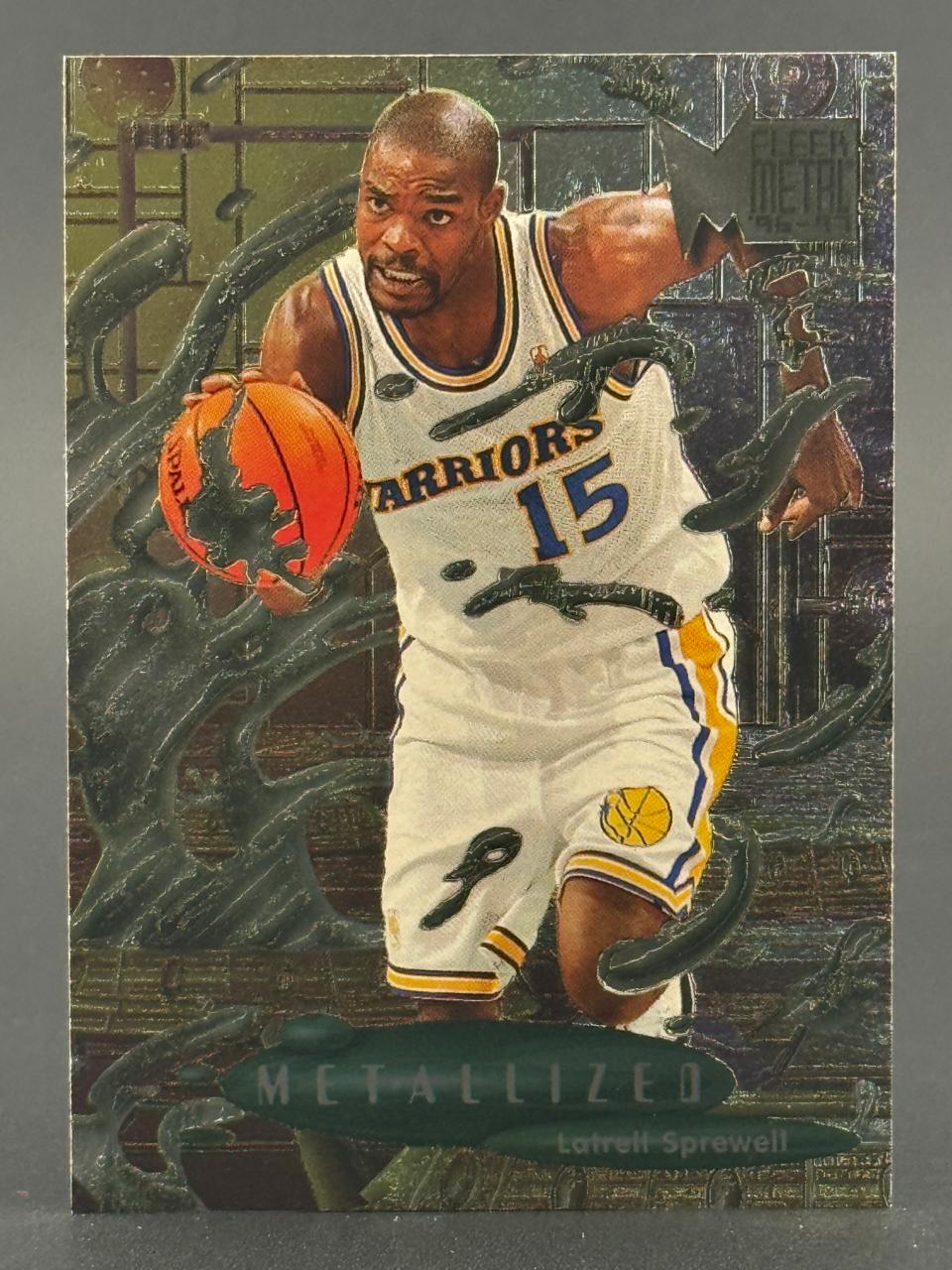 1996-97 Fleer Metal Metallized Latrell Sprewell #15 basketball trading card.